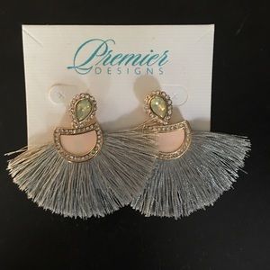 Fanfare 2 in 1 Tassel Earrings
